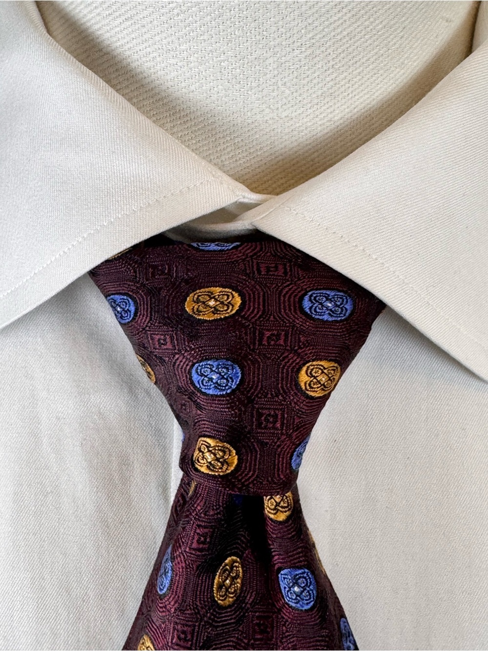 J.Z. Richards Men’s Necktie Burgundy Silk Jacquard Blue & Gold Medallions Tie